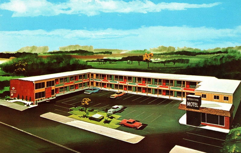 International Motel - Old Postcard